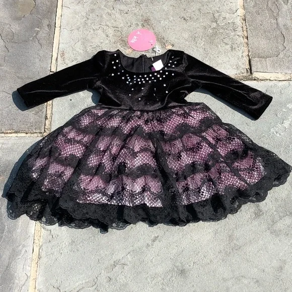 LE PINK**Black Velvet + Lace Dress**18 mo. $98 - Picture 4 of 7